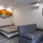 Couette-café Barracuda Sea View & Dinner Experience