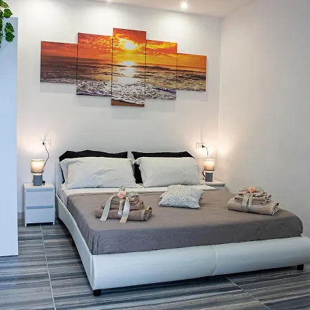 Barracudasuite לינה וארוחת בוקר 4*