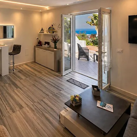 Barracuda Sea View & Dinner Experience Bed & Breakfast 4*