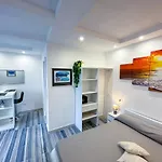 Barracuda Sea View & Dinner Experience فندق مبيت وإفطار ايسكيا