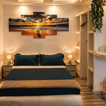 Barracuda Sea View & Dinner Experience איסקיה